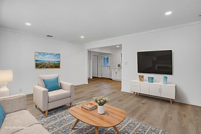 15965 Blossom Hill Rd in Los Gatos, CA - Building Photo - Building Photo