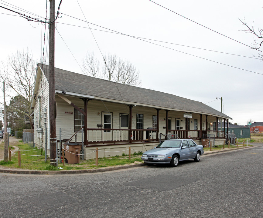 206-216 Cuba St in Mobile, AL - Building Photo