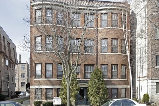 Stowell Place Apartments in Milwaukee, WI - Building Photo