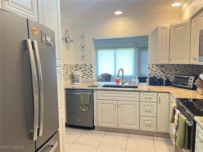 3195 Boca Ciega Dr in Naples, FL - Building Photo - Building Photo