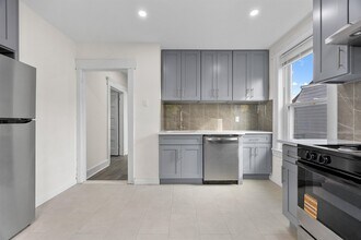 149 Bidwell Ave in Jersey City, NJ - Building Photo - Building Photo