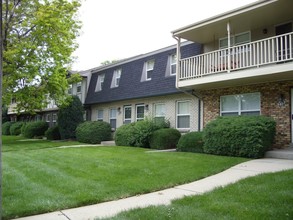 Iris Street Townhomes in Denver, CO - Building Photo - Building Photo