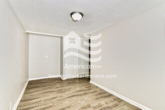 5533 Cartledge Ct in Louisville, KY - Foto de edificio - Building Photo