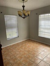 5871 Woodland Point Dr in Tamarac, FL - Building Photo - Building Photo