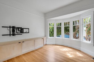 128 Clipper St in San Francisco, CA - Building Photo - Building Photo