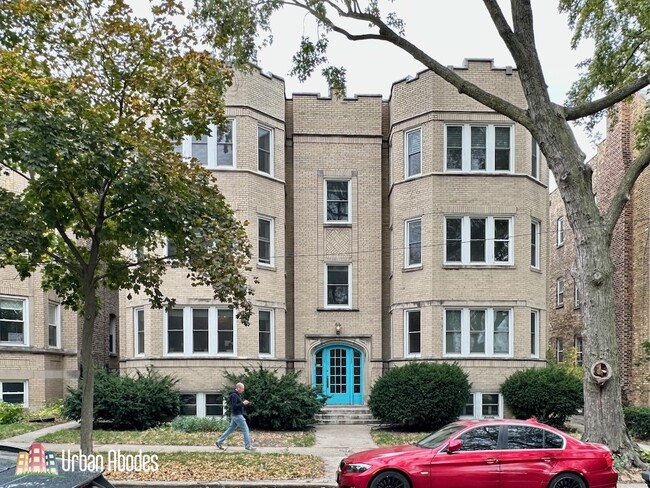 1522 W Thorndale Ave, Unit G04C in Chicago, IL - Foto de edificio - Building Photo