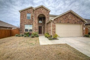 4005 Indian Paintbrush Ln in Forney, TX - Building Photo