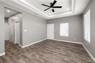 2107 Cassandra St in Mission, TX - Foto de edificio - Building Photo