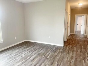 116 W Norway St in Walnut Springs, TX - Building Photo - Building Photo