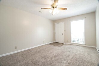 3059 Woody Ln in Clarksville, TN - Building Photo - Building Photo