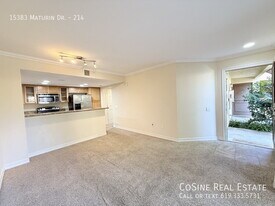 15383 Maturin Dr in San Diego, CA - Building Photo