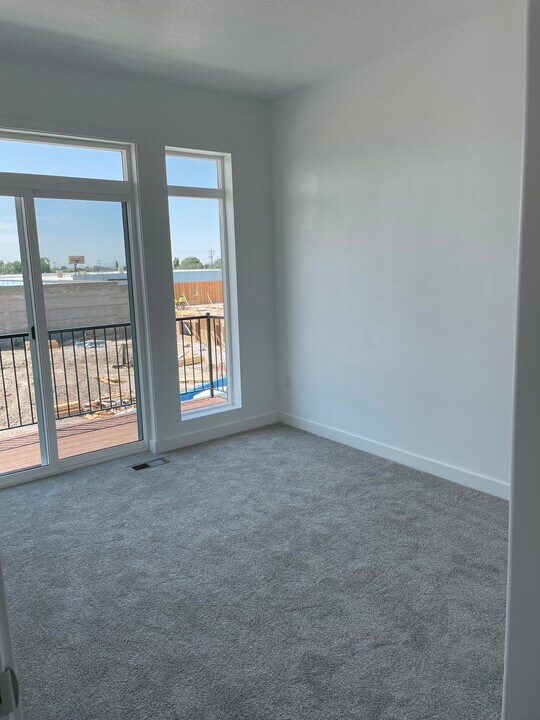 3543 S Lydia Ann Ln in West Valley City, UT - Foto de edificio