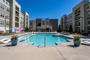 The Harbor in Johnson City, TN - Building Photo