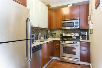 42 Prospect St in Jersey City, NJ - Building Photo - Building Photo