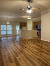 2242 Taylor Dr in Weatherford, TX - Building Photo - Building Photo