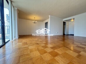 118 Monroe St in Rockville, MD - Building Photo - Building Photo