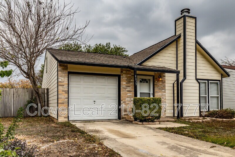 8039 Big Bend in San Antonio, TX - Building Photo