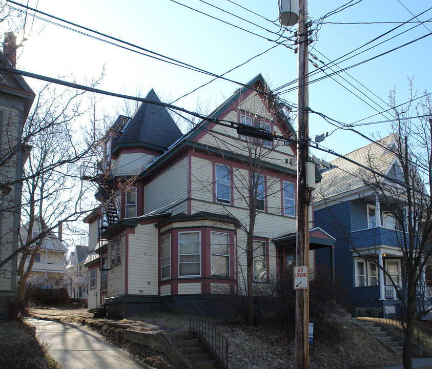 1054 University Pl in Schenectady, NY - Foto de edificio