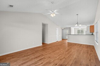 7 Halyard Dr in Port Wentworth, GA - Building Photo - Building Photo