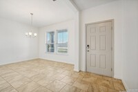 5392 Kingswood St, Unit 4 in Cibolo, TX - Building Photo - Building Photo