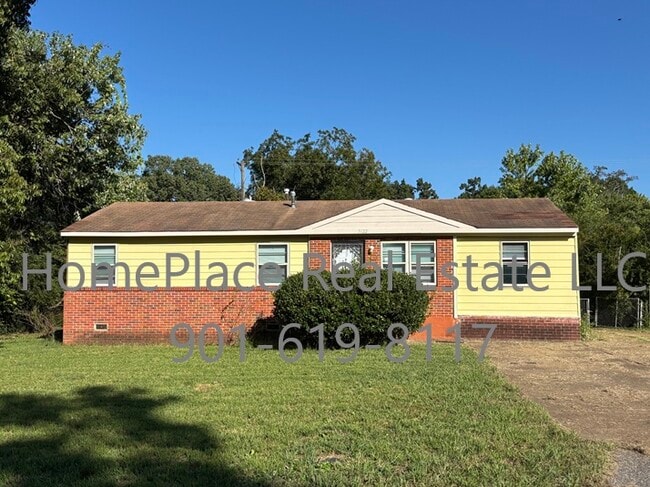 property at 5122 Pickett Cove