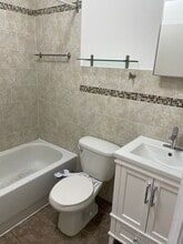 7225 Rue Durocher in Montréal, QC - Building Photo - Building Photo