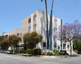201 N La Peer Dr in Beverly Hills, CA - Building Photo