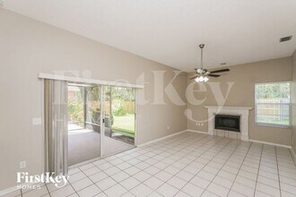 9712 Glenpointe Dr in Riverview, FL - Building Photo - Building Photo
