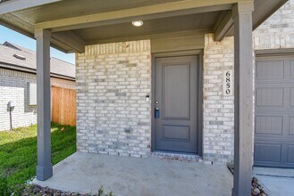6850 Flowering Ginger Ln in Katy, TX - Building Photo - Building Photo