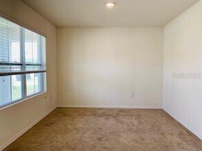 471 Aberdeen Dr in Davenport, FL - Building Photo - Building Photo