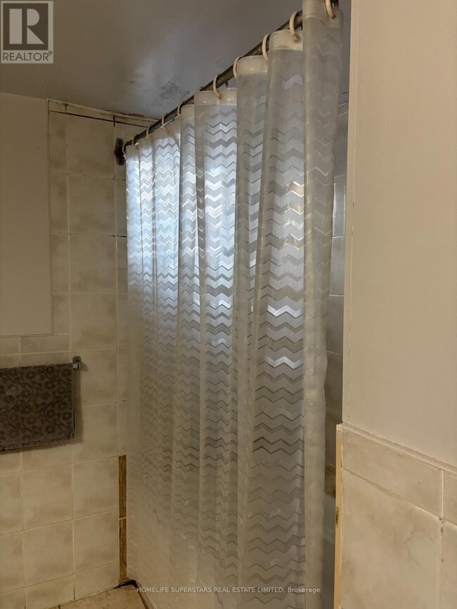 3670 Crabtree Crescent in Mississauga, ON - Building Photo - Building Photo