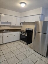 16041 NE 19th Ct in North Miami Beach, FL - Building Photo - Building Photo