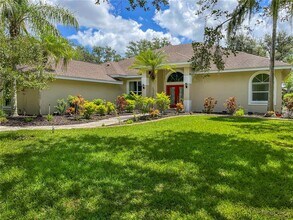 6809 Erica Ln in Sarasota, FL - Building Photo - Building Photo