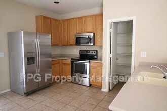 11566 N 154th Ln in Surprise, AZ - Building Photo - Building Photo