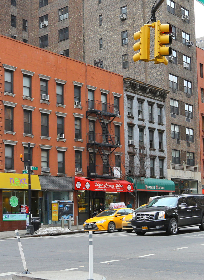 Southgate Apartments III in New York, NY - Building Photo - Primary Photo