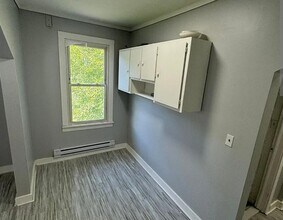 9 Warren St in Ellenville, NY - Building Photo - Building Photo