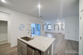 12153 Coal Crk Wy in Rancho Cordova, CA - Building Photo - Building Photo