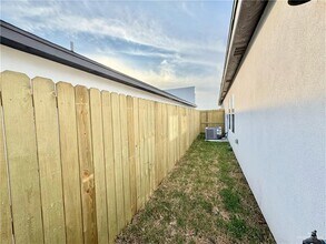 12 Aryana N Ave in Edinburg, TX - Building Photo - Building Photo