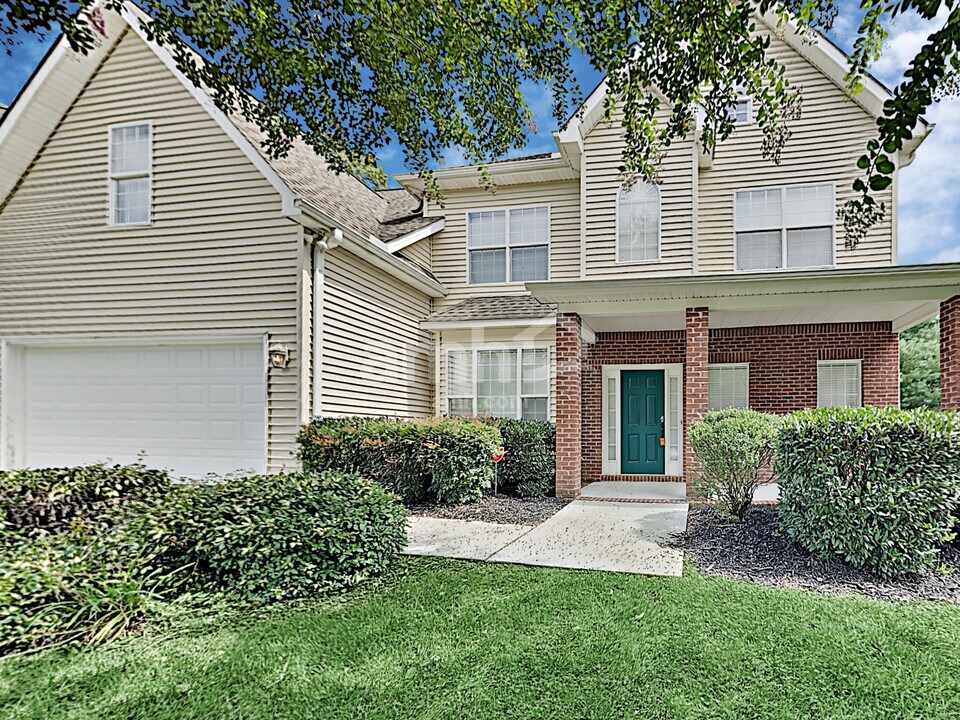 830 Tully Rd in Knoxville, TN - Building Photo