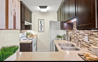 3399 Norton Way, Unit 1 in Pleasanton, CA - Building Photo