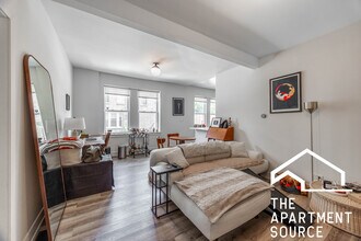 2313 N Albany Ave in Chicago, IL - Building Photo - Building Photo