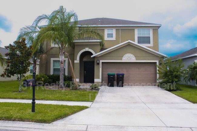 property at 1718 Thetford Cir