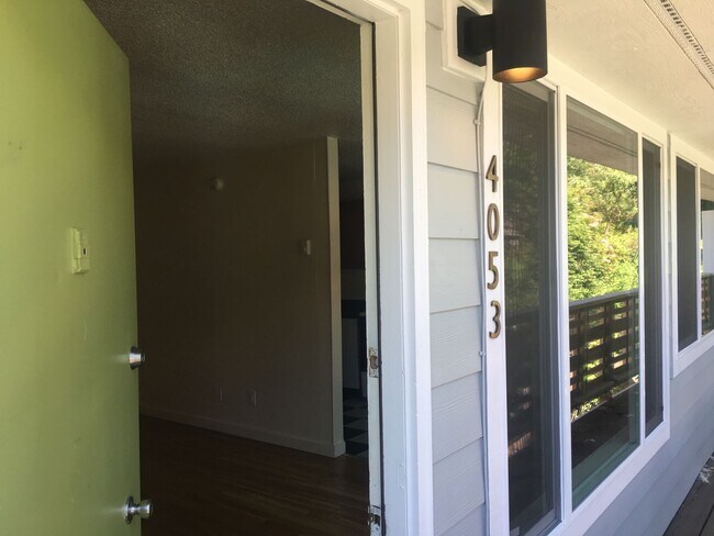 property at 4043 SE Gladstone St