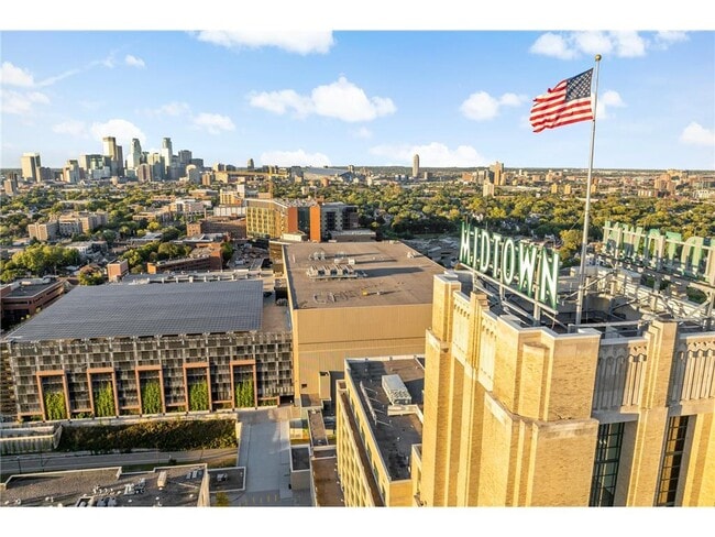 property at 2929 Chicago Ave