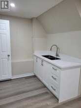 3 Sheldonbury Crescent in Toronto, ON - Building Photo - Building Photo