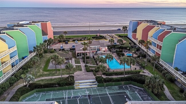 7820 Seawall Blvd, Unit 312 in Galveston, TX - Building Photo - Building Photo