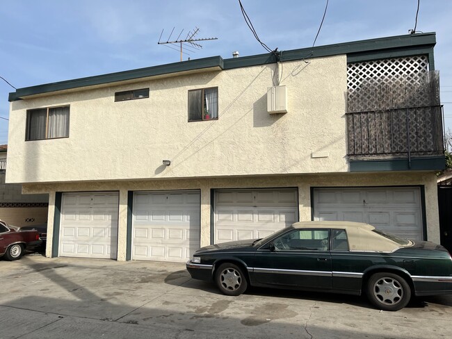 771 Newport Ave in Long Beach, CA - Building Photo - Building Photo