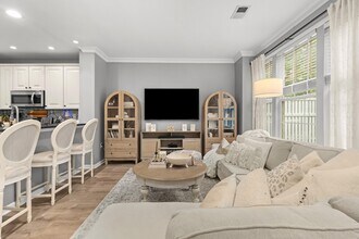 126 Riverwalk Way in Clifton, NJ - Building Photo - Building Photo