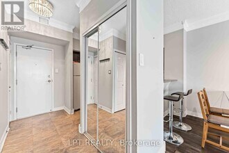 545 St. Laurent Blvd in Ottawa, ON - Building Photo - Building Photo