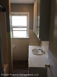 718 Locust St photo'